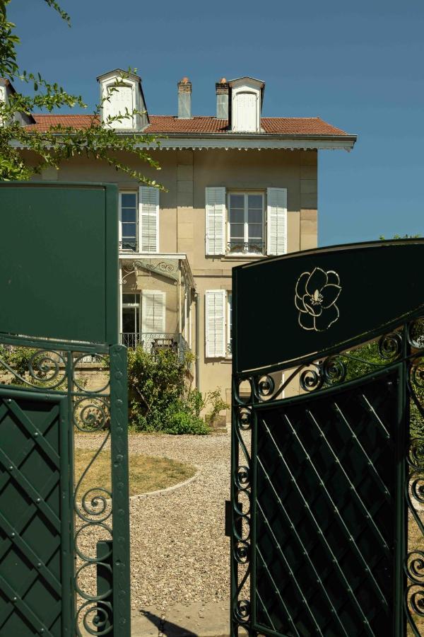 Le Parc Du Magnolia Bed & Breakfast Montbéliard Exterior photo